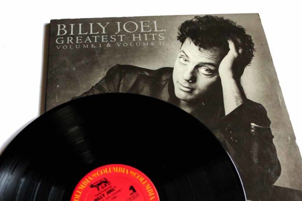 2G70GPA Pop, rock and soft rock artist, Billy Joel music album on vinyl record LP disc. Titled: Greatest Hits Volume I and Volume II album cover